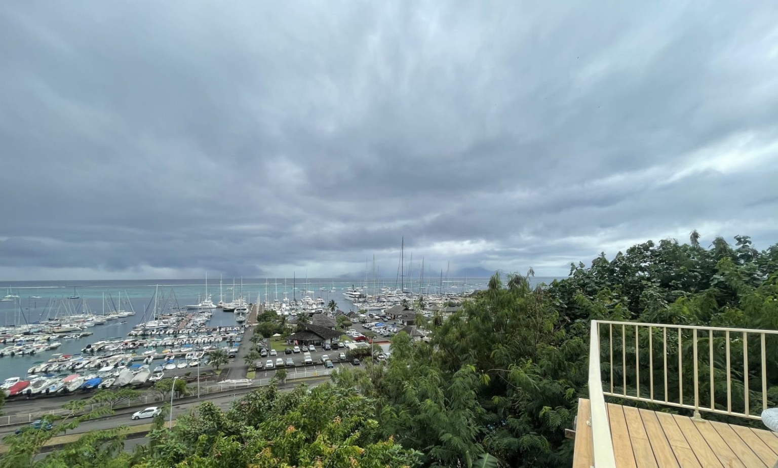PUNAAUIA A LOUER MAISON F3